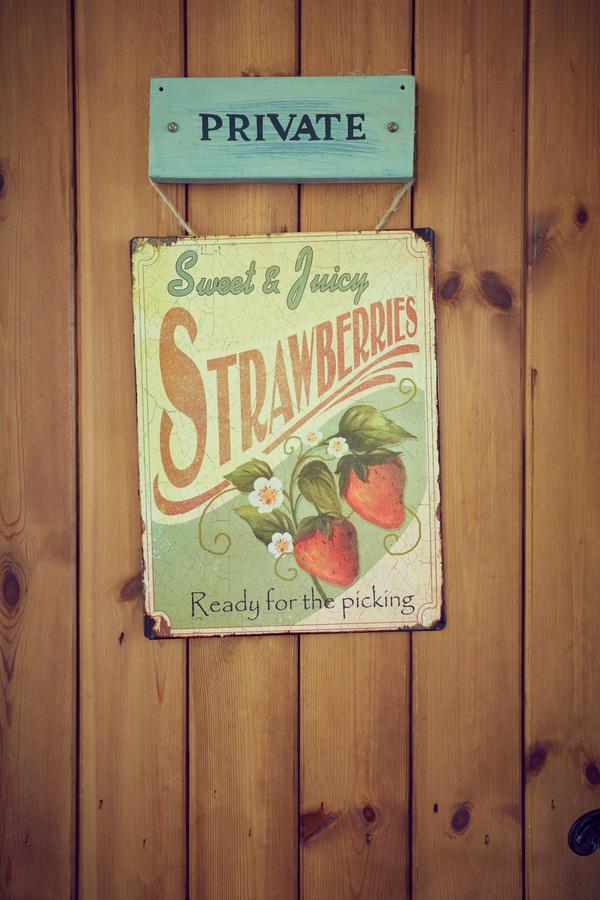 Strawberry Cottage B&B Hedge End Exterior foto